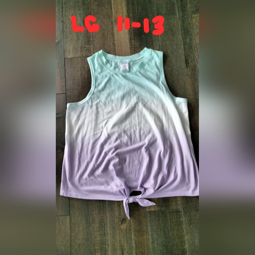 Sleeveless Ombre Tie-Front Top